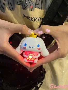 Нова ръчно светещ играчка Cinnamoroll във формата на сърце, малък лека нощ, украса спални, с лампа, подарък от приятелката си за рождения ден