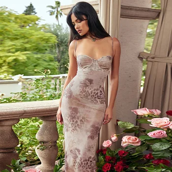 Бретельки отвори гърдите рокля с флорални принтом 2023 Женски ново стилна рокля с тънка талия