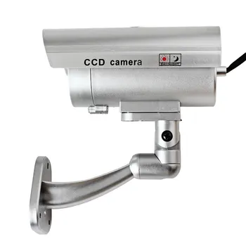 Сребриста водоустойчива камера за видеонаблюдение с фалшиви эмуляцией, използвана на открито, фалшива камера за сигурност-манекен, стръв с IR wi-мигаща червена led