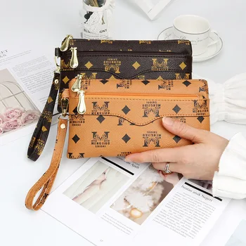 Дамска чанта-клатч от изкуствена кожа 2023, нова ежедневни малка чанта на китката, на женската чанта-клатч на гладка ципа, дамски евтина чанта, лека