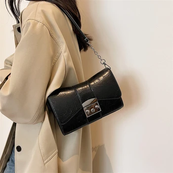 Елегантна малка чанта през рамо от изкуствена кожа за жени, летен тренд 2023, дизайнерски сребърни дамски чанти, чанта-тоут за подмишниците