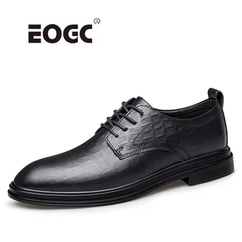 Мъжки модел обувки от естествена кожа, офис бизнес сватбени обувки, луксозни официални oxfords дантела, градинска удобни обувки за мъже