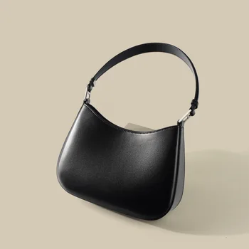 2023 пролетно-лятна нова дизайнерска чанта, дамски лека луксозна чанта за подмишниците от телешка кожа, модерен чанта през рамо с нишов дизайн ins